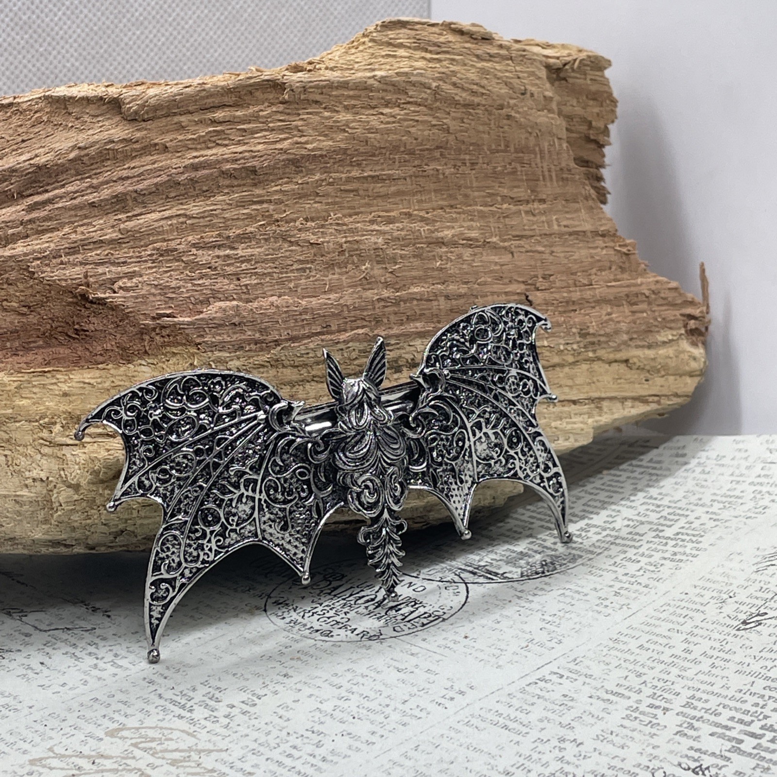 Festival Silver Bat Bats Gothic Celti Moon magic Spell Love Hair Clip Comb