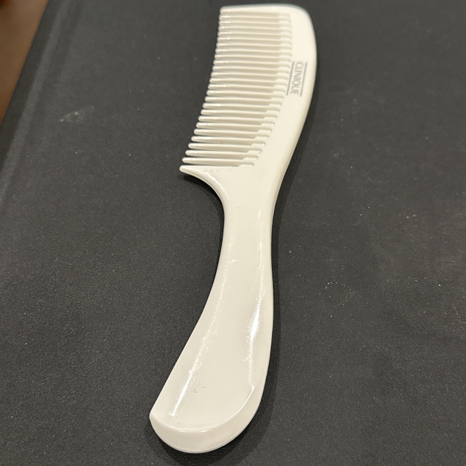 (3) Vintage Lot Clinique White Combs Hair Silver Letters Full Mid Size Travel