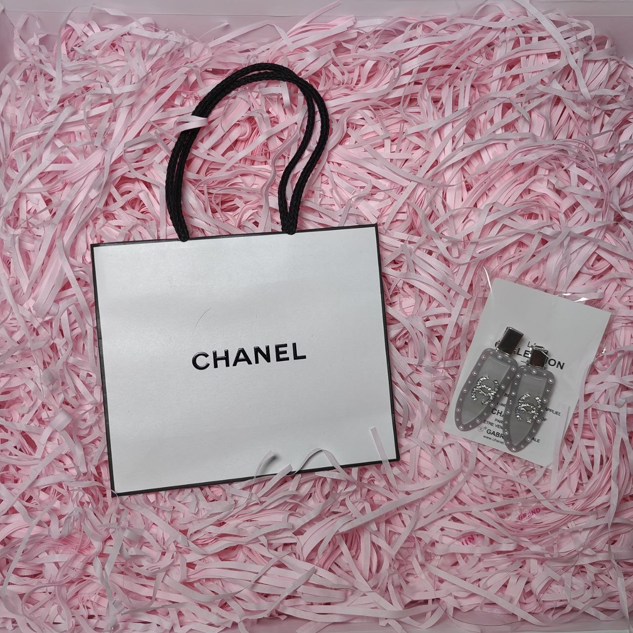 Light Gray Hair Clip with Rhinestones GWP VIP Gift Chanel Beauté