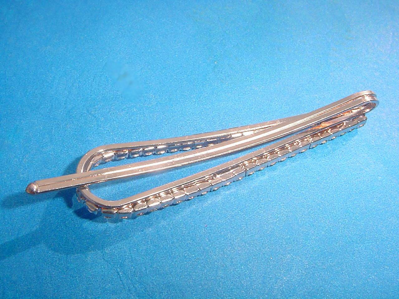 * Pretty Teardrop Shape Silver Rhinestones Rose Gold Color Hair Pin *