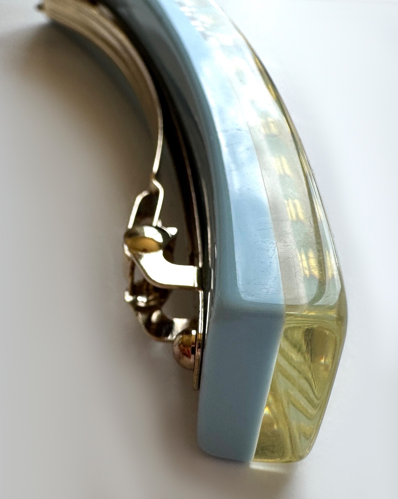 13C Versailles Chanel Hair Clip Barrette CC logo Gold Light Blue Pearl