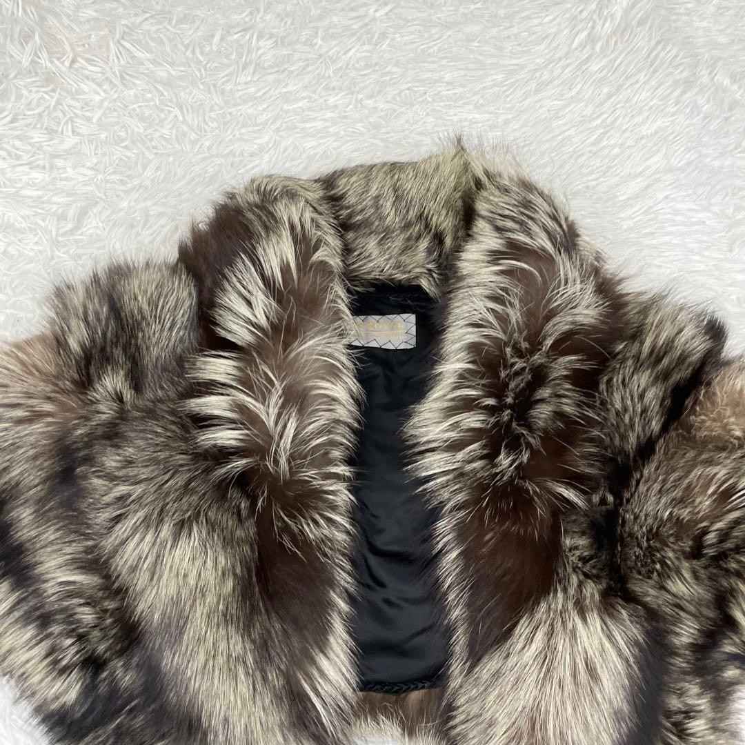 SAGAFOX Silver Fox Fur Oversized Shawl Stole 140cm x 20-55cm