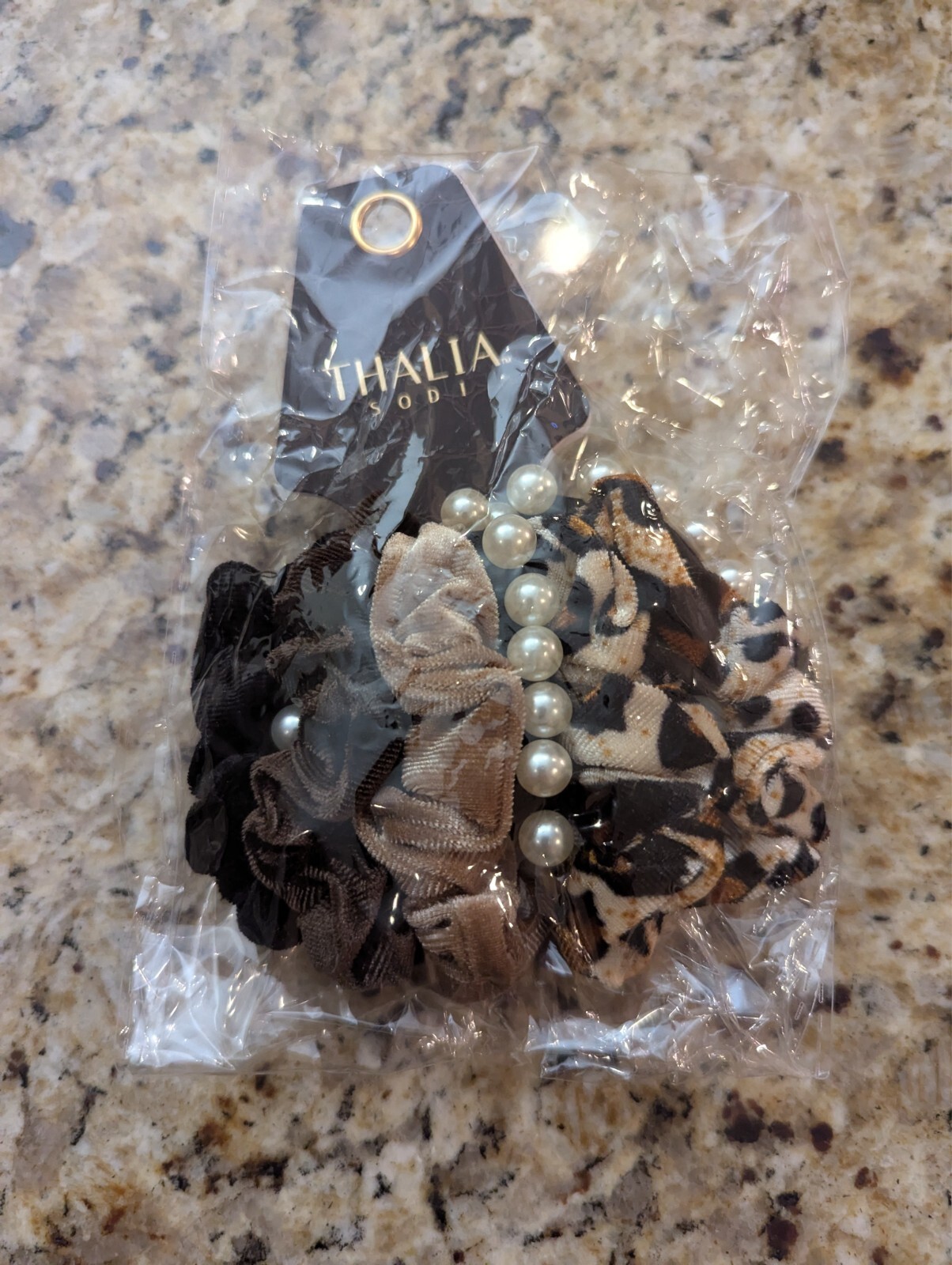 Thalia Sodi 8 piece Hair Accessories Scrunchies Pearls Brown Leopard Print