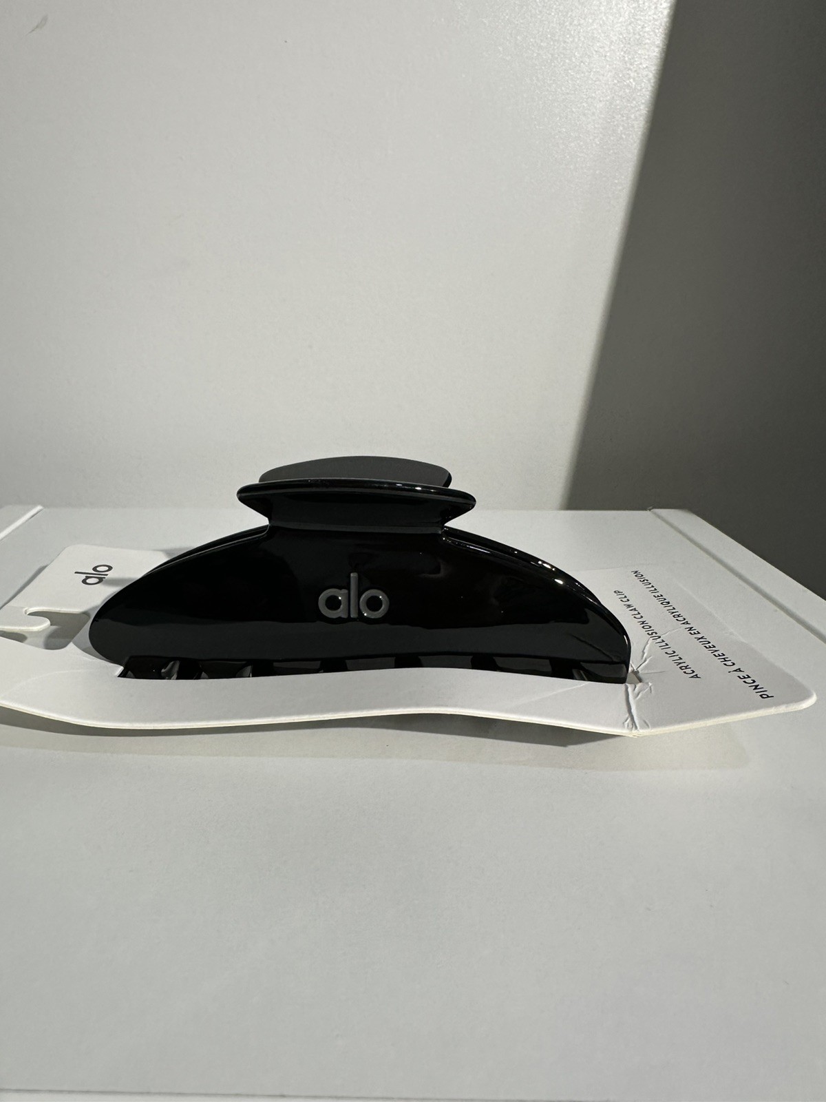 Alo Yoga black hair clip