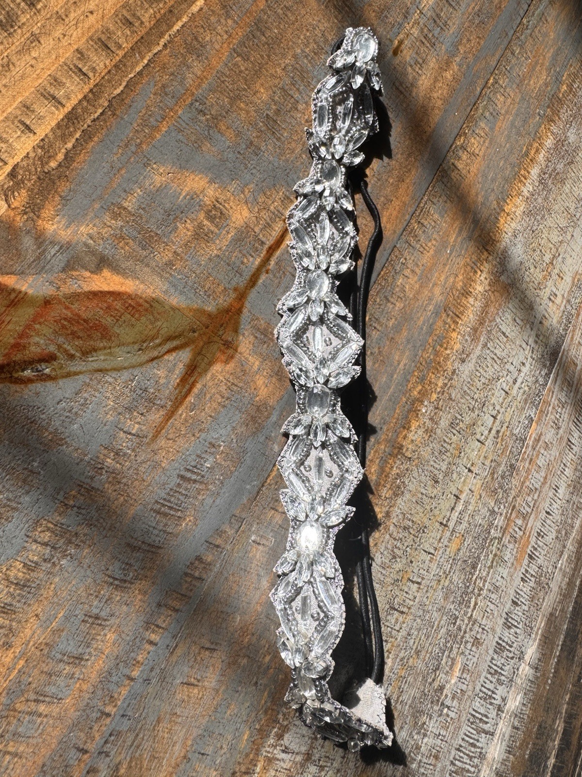 Adjustable Clear Crystal Flower Floral Headband w/ Black Elastic, Silver Tone
