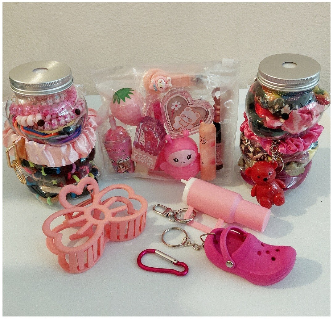255 PCS Assorted Scrunchies Hair Ties Tumbler Clog Keychains Lippie Bundle SALE