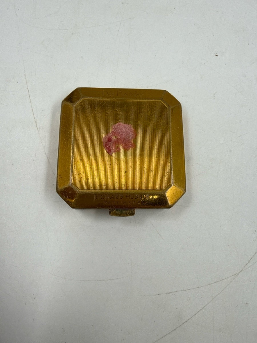 Vintage Du Barry Rouge Compact Gold Tone Deep Rose Red Blush (MI1075514)