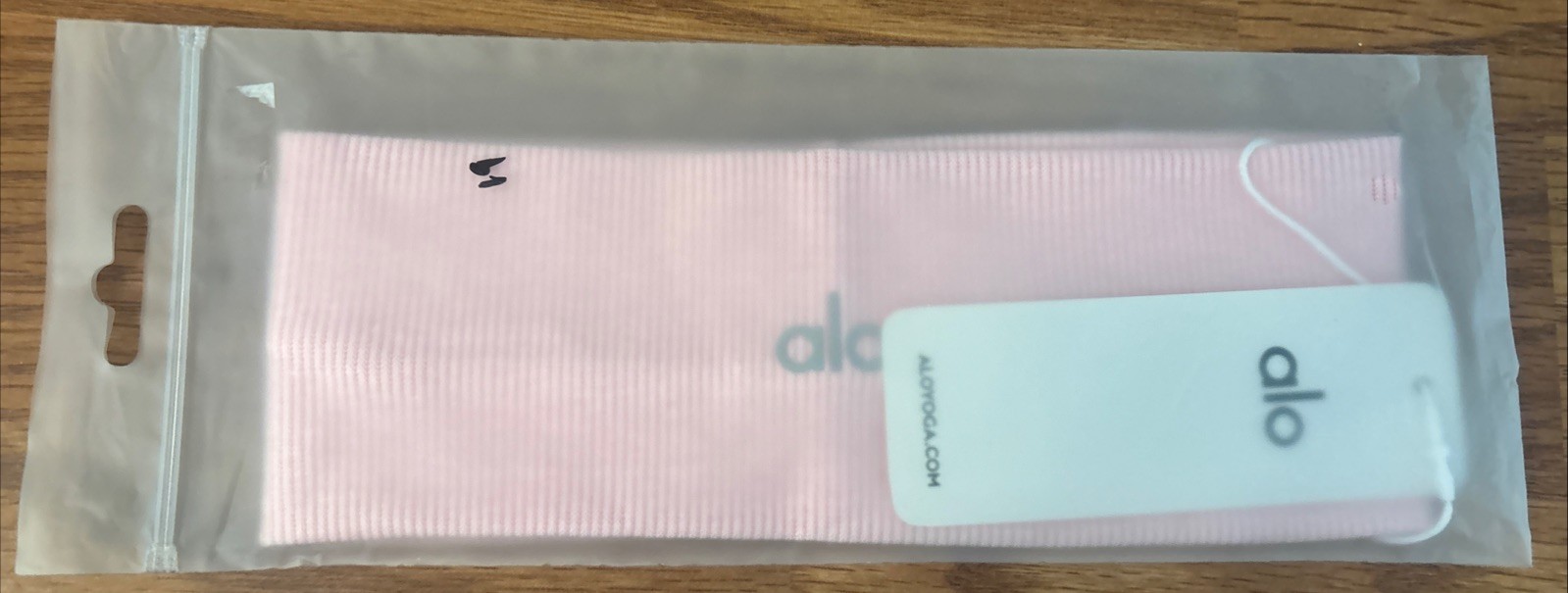 Alo Yoga Light Pink Logo 3″ Wide Headband Adult/Teen One Size Athletic Fitness