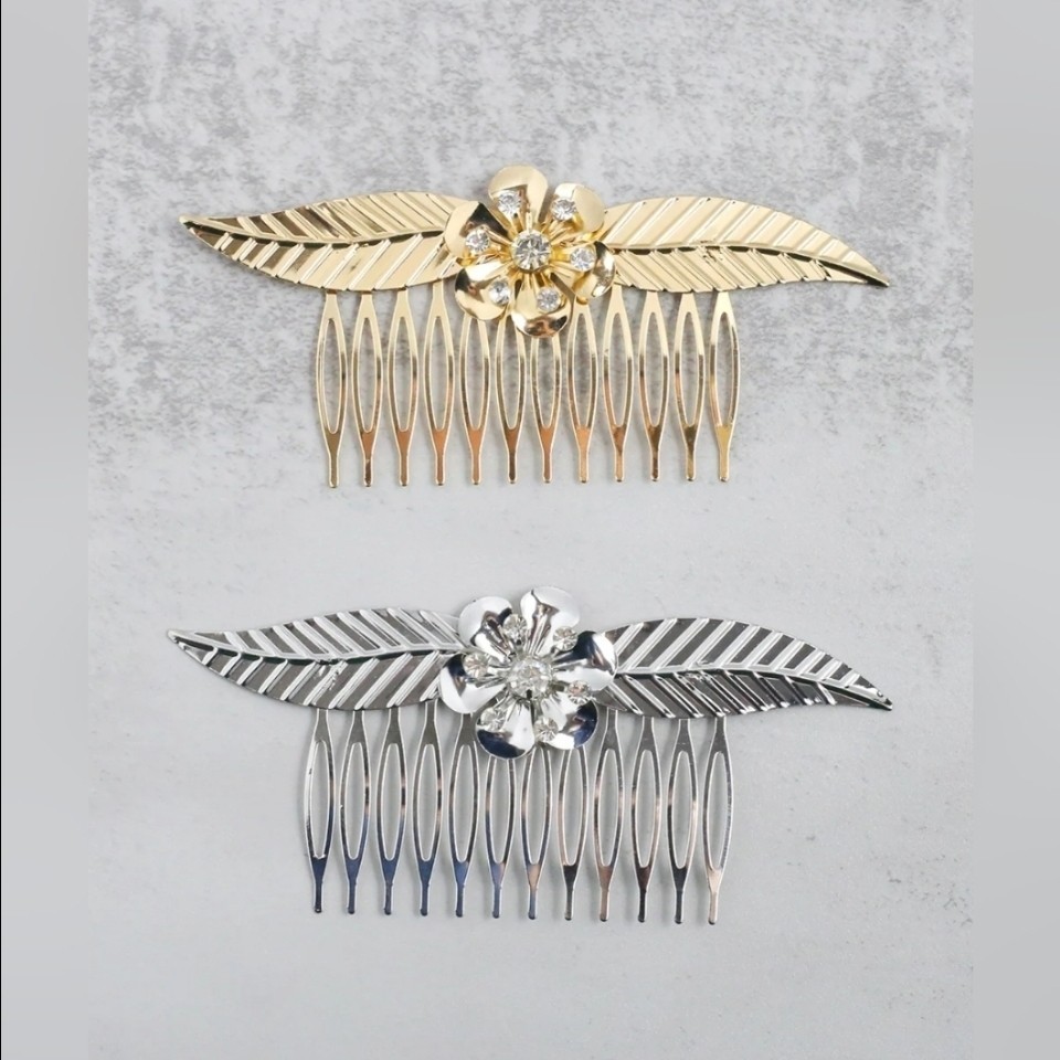 Elegant Gold Hair Comb with Rhinestone & Floral Design BNIB