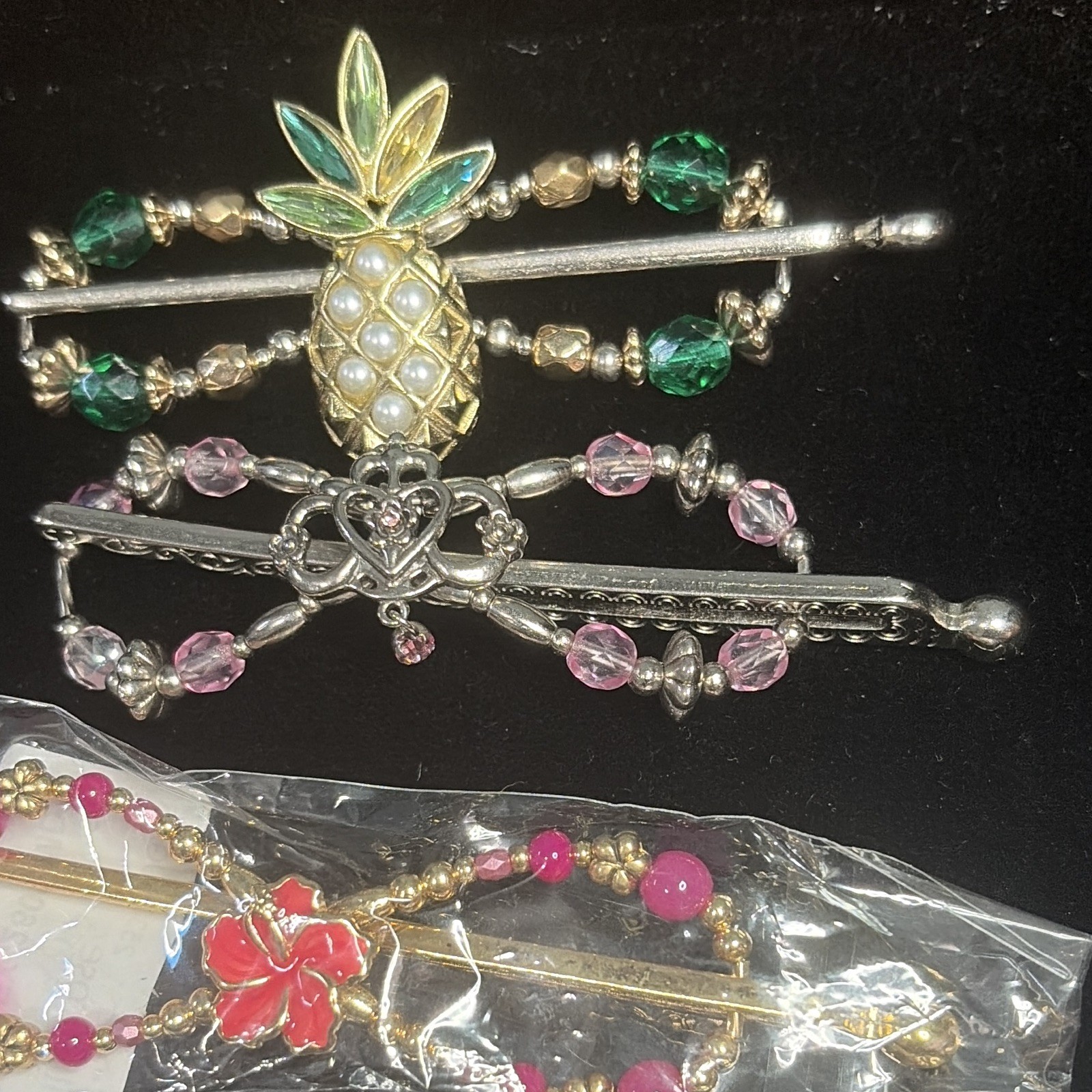 Lilla Rose Lot of 4 Medium Beaded Metal Hair Clips Pineapple Flower Floral, Gold