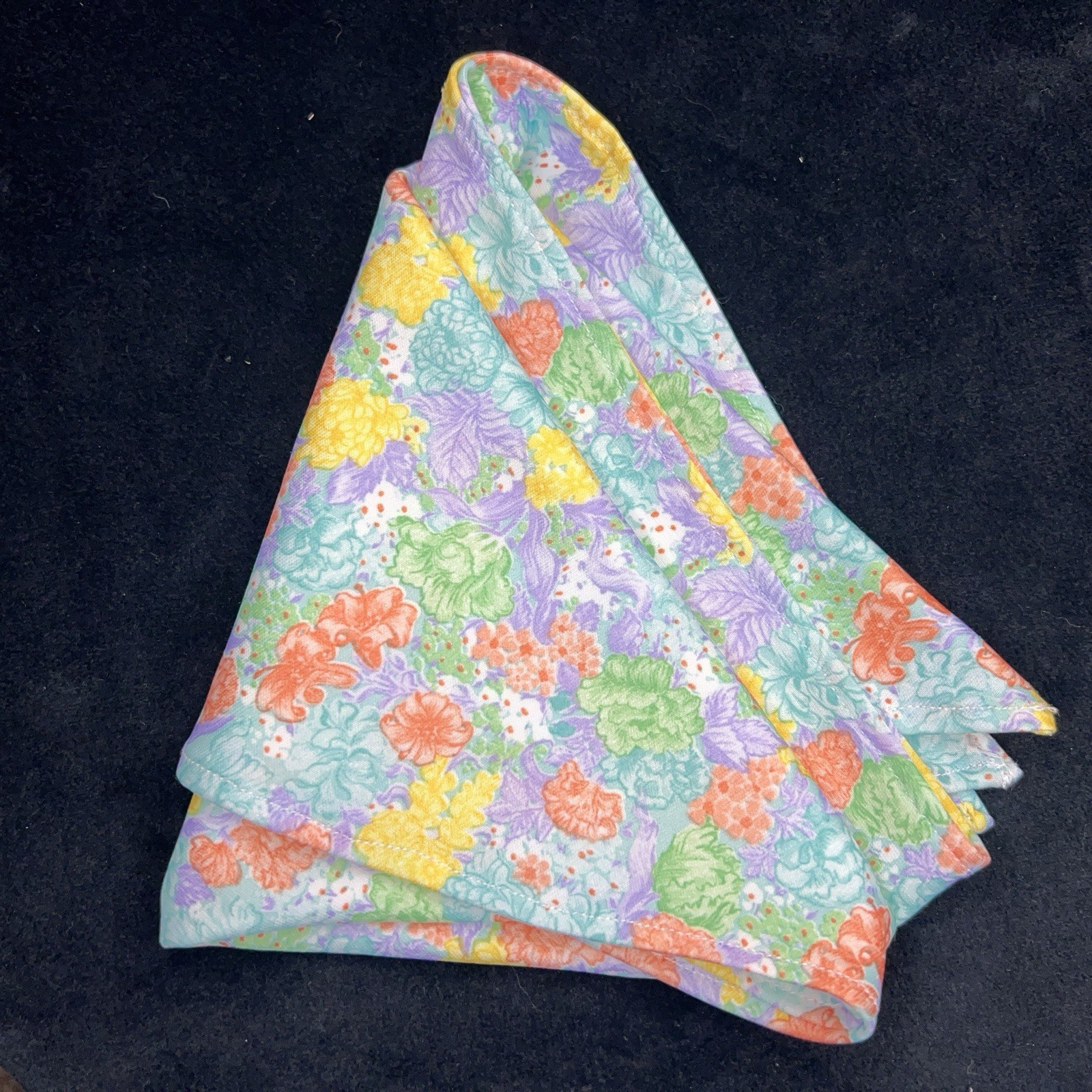 Vintage Pastel Floral Headscarf Stretch 60s Era Triangle Style Retro Pinup