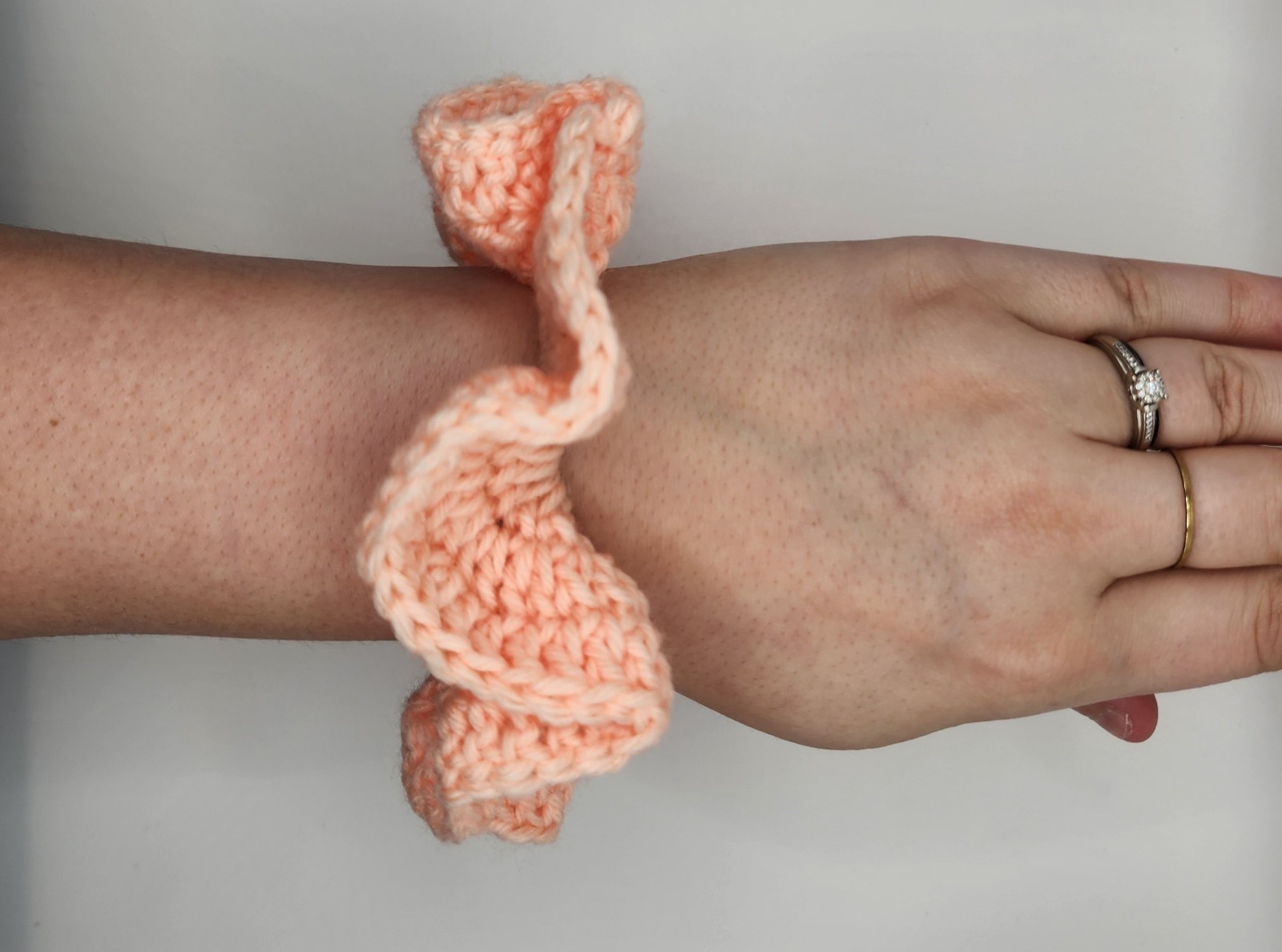Handmade Crochet Scrunchie Set Lot of 5 Hair Ties Pink Tan Blue Peach