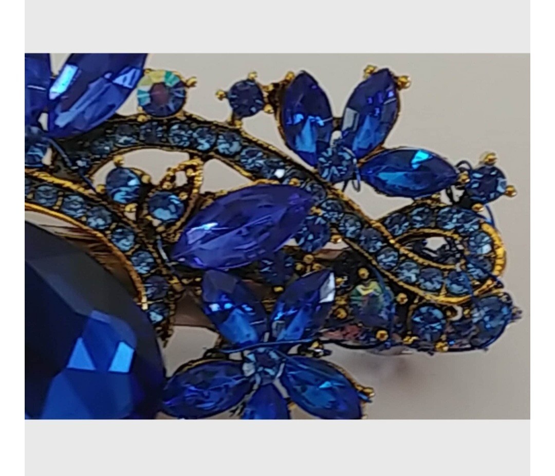 Betsey Johnson Blue Swarovski and Austrian Crystal Rhinestone Hair Barrette Clip