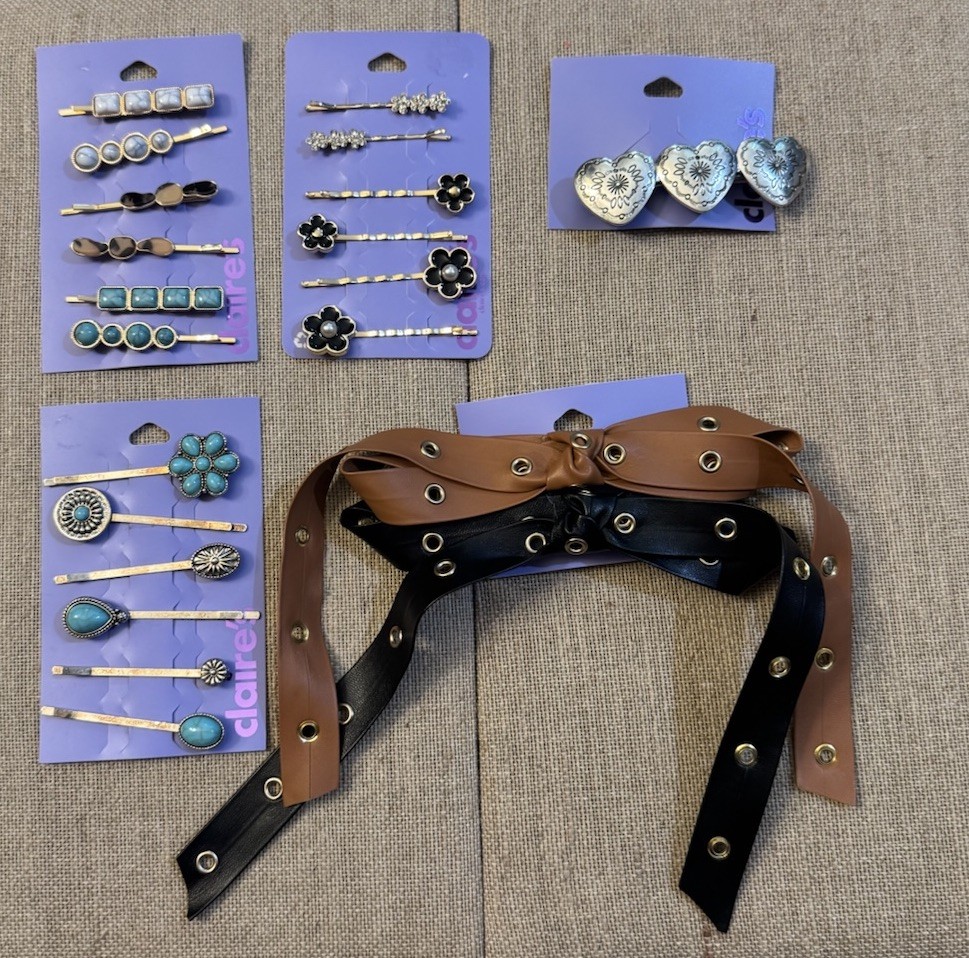 CLAIRES Hair Accessories Pins and Clips 21 pieces total NWT #16