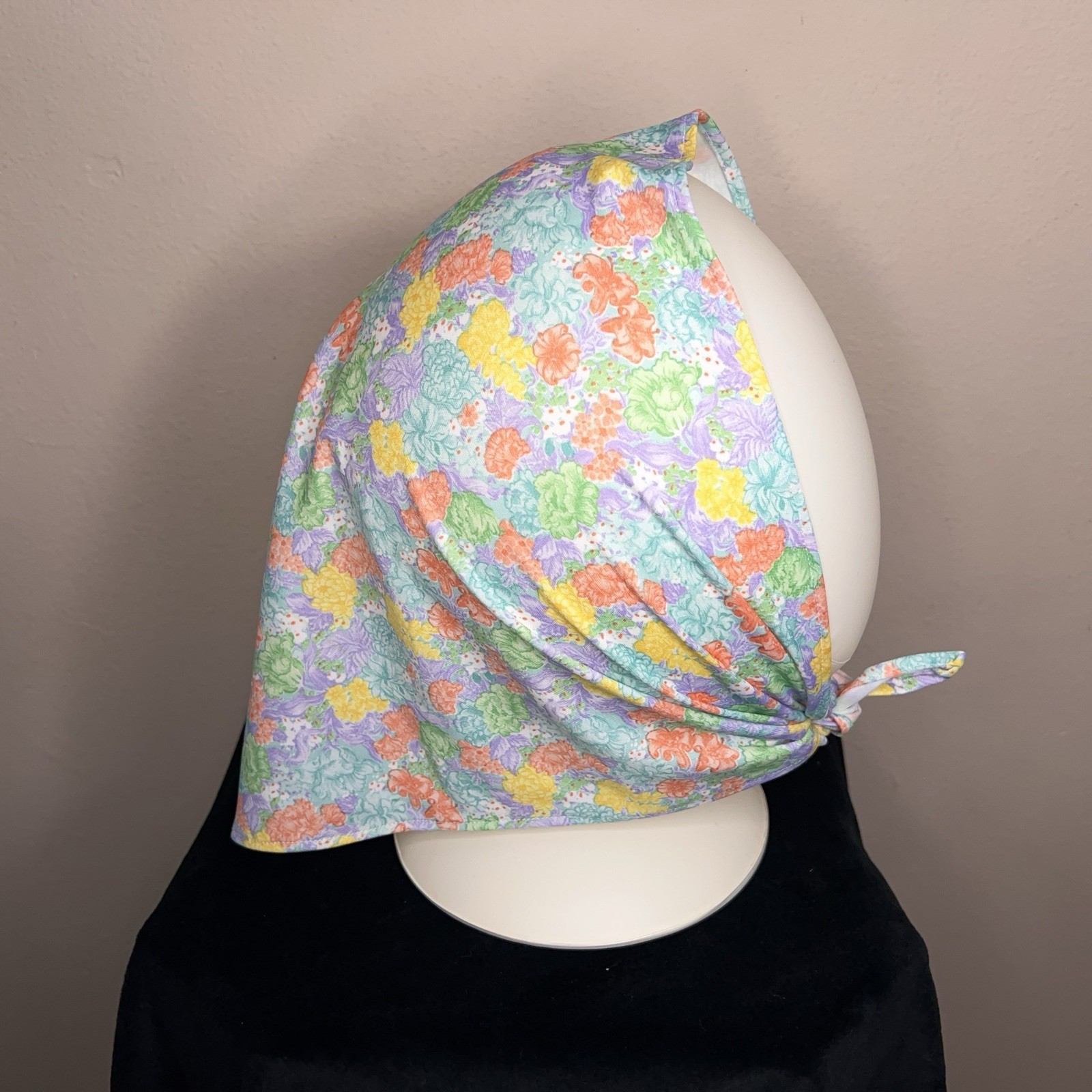 Vintage Pastel Floral Headscarf Stretch 60s Era Triangle Style Retro Pinup