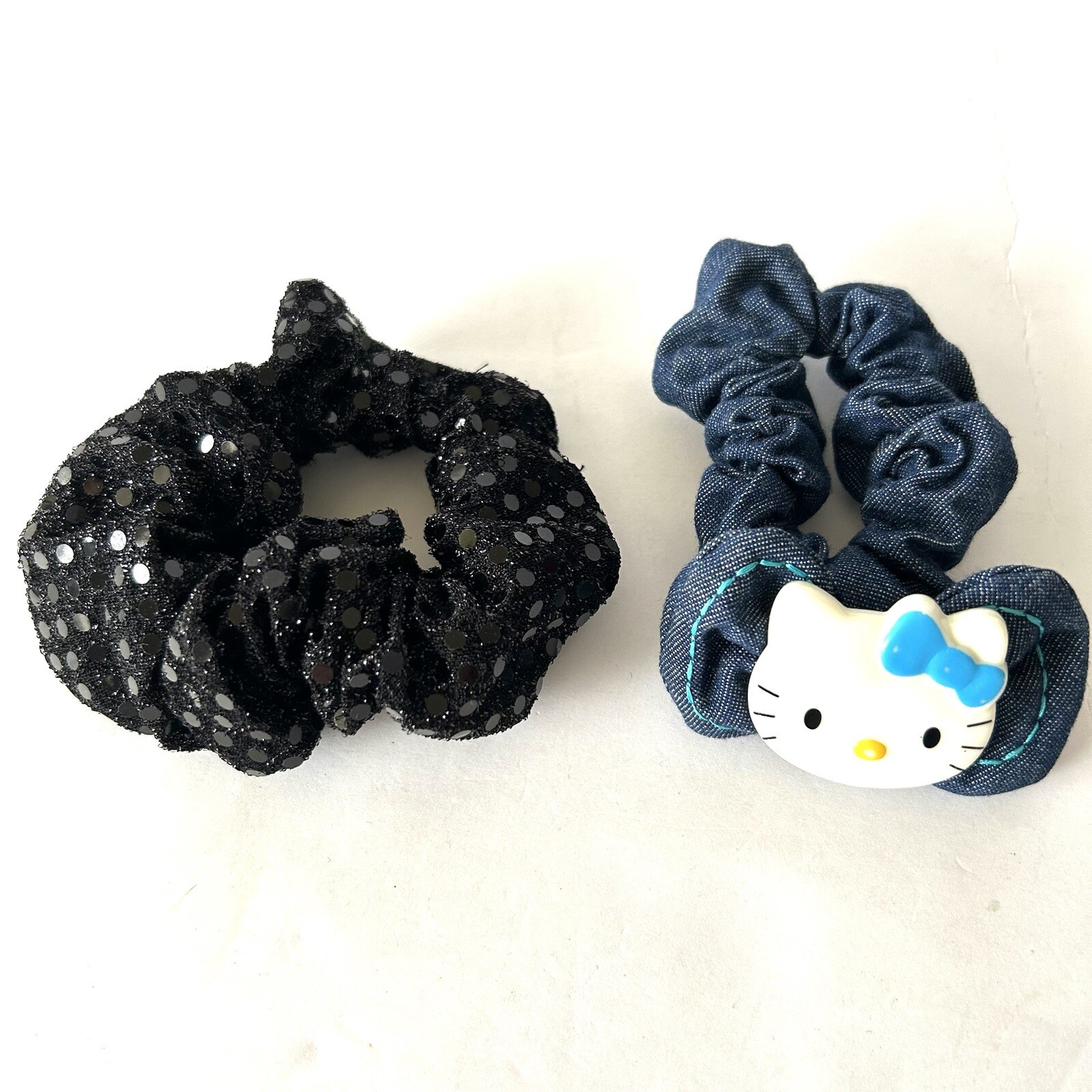 Lot(2) Denim Hello Kitty Scrunchies Mascot Hair Accessories Sequins Back Blue Wh