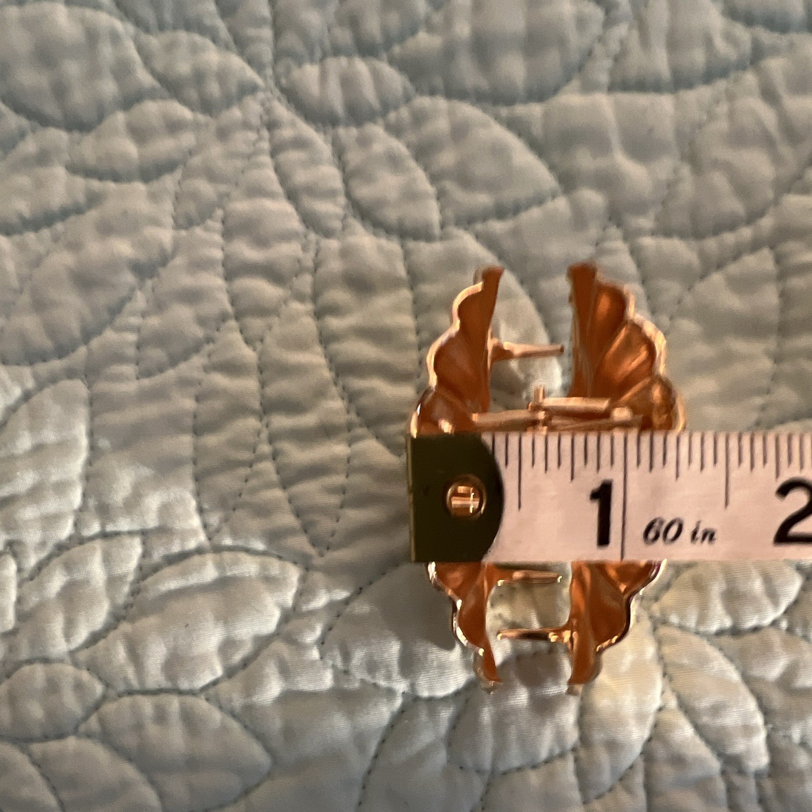 vintage gold tone hair clip claw clip shell statement heavy, Large, tight spring