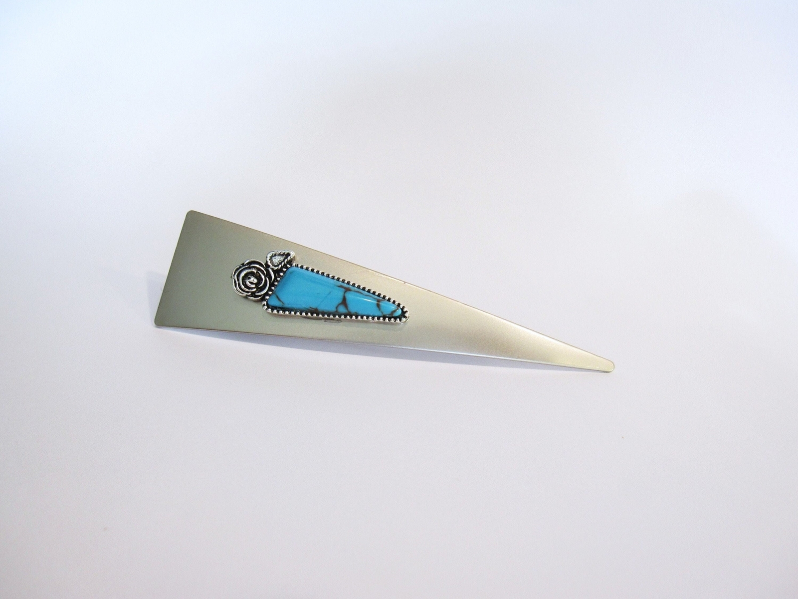 Triangle with flower turquoise blue stone tribal design metal alligator hair