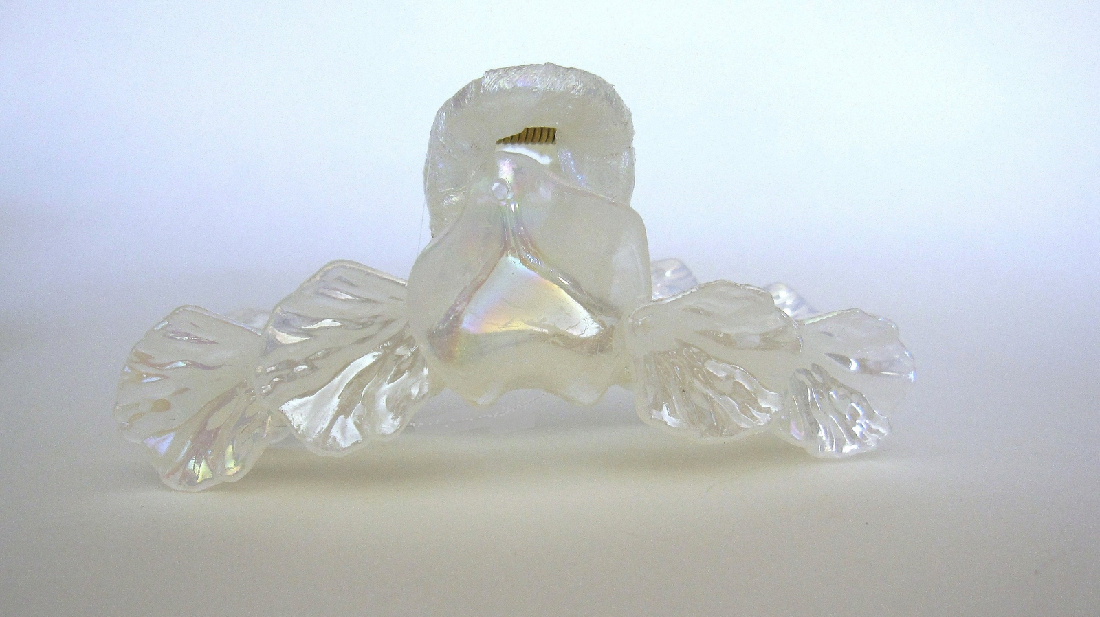 Large or medium pearly white iridescent shell design hair claw clip