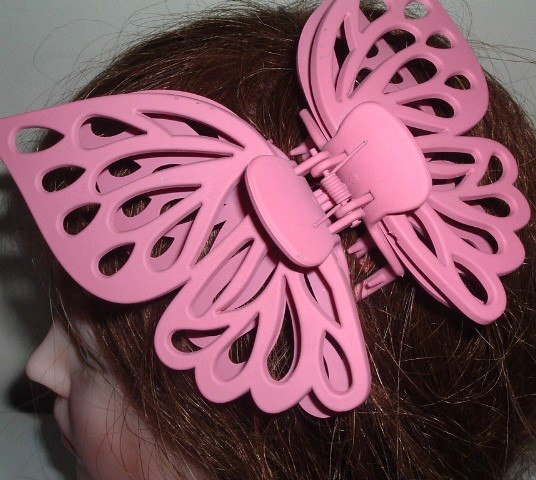 Large Pink Rubber Butterfly Hair Claw Clip 5″ New w Tag