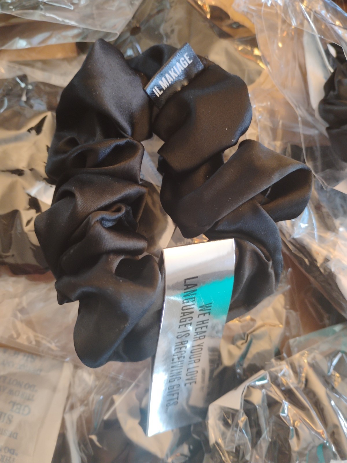 10 Count IL Makiage BLACK Scrunchie NWT Hair Accessory OS Bulk Buy Fast Ship