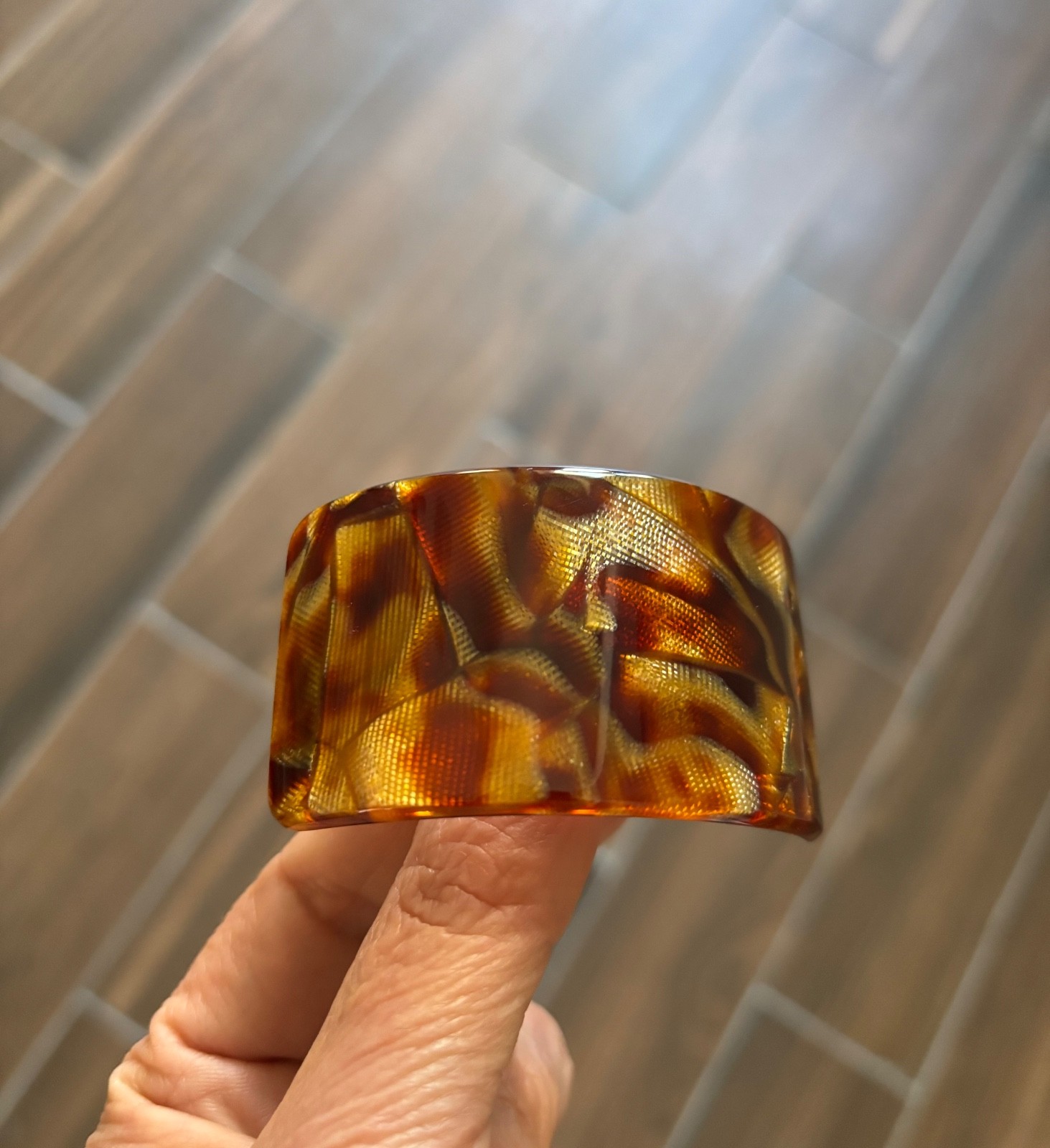 Wide Rectangle Ponytail Barrette Brown Caramel