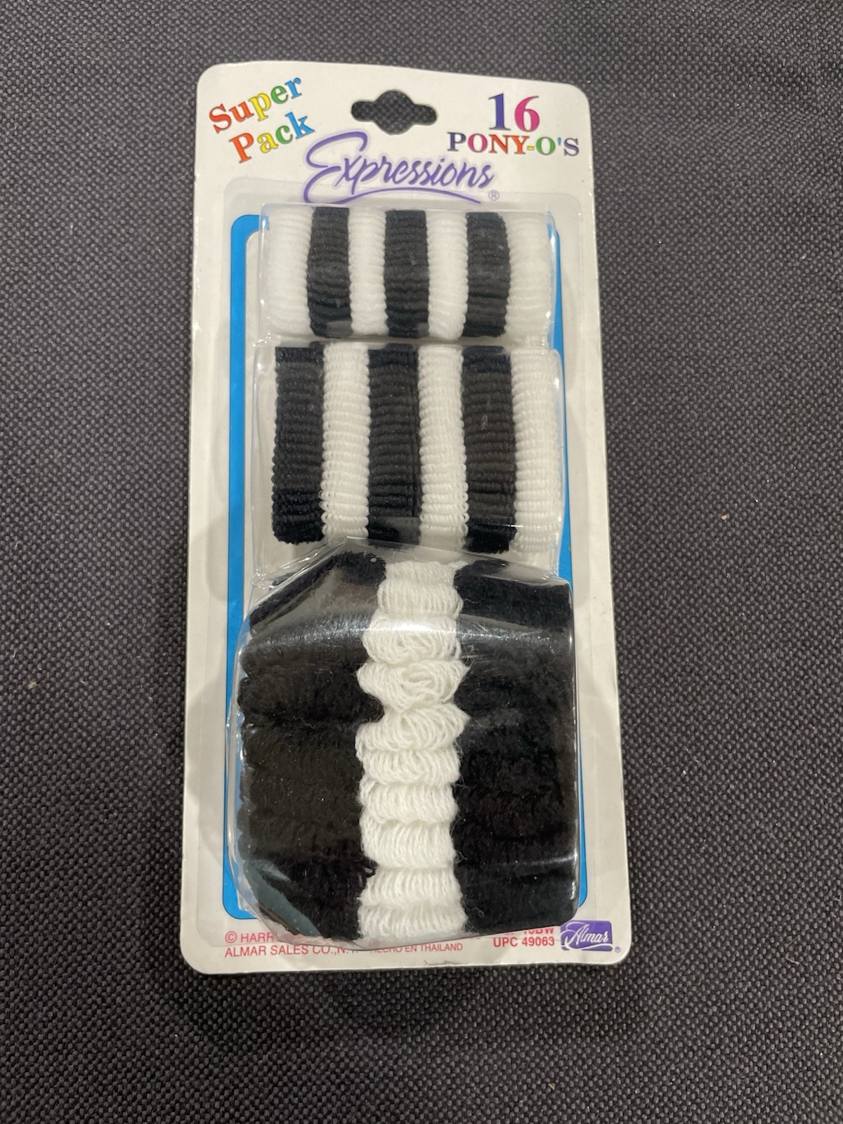 Vtg 90’s Expressions Super Pack Hair ties 16 Pony-O’s Black & White G176 Read**
