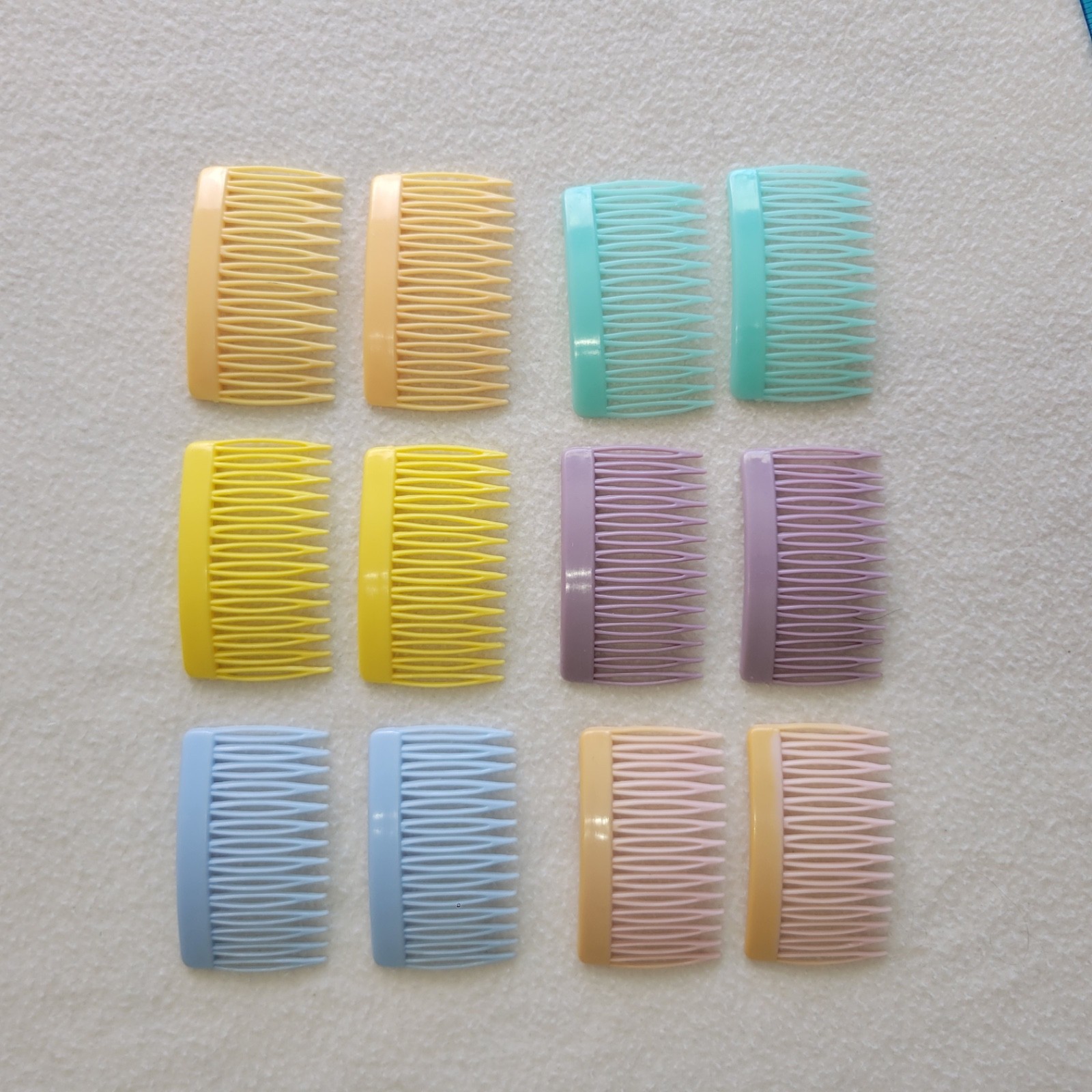80’s Vintage Style Unbranded Side Hair Combs Flat Detail Pastel Colors Lot of 12