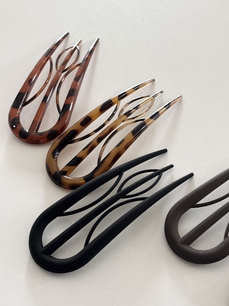 Korean Two-Prong Fork Hairpin – Tortoiseshell Resin Hair Stick, Bi-nyeo Style