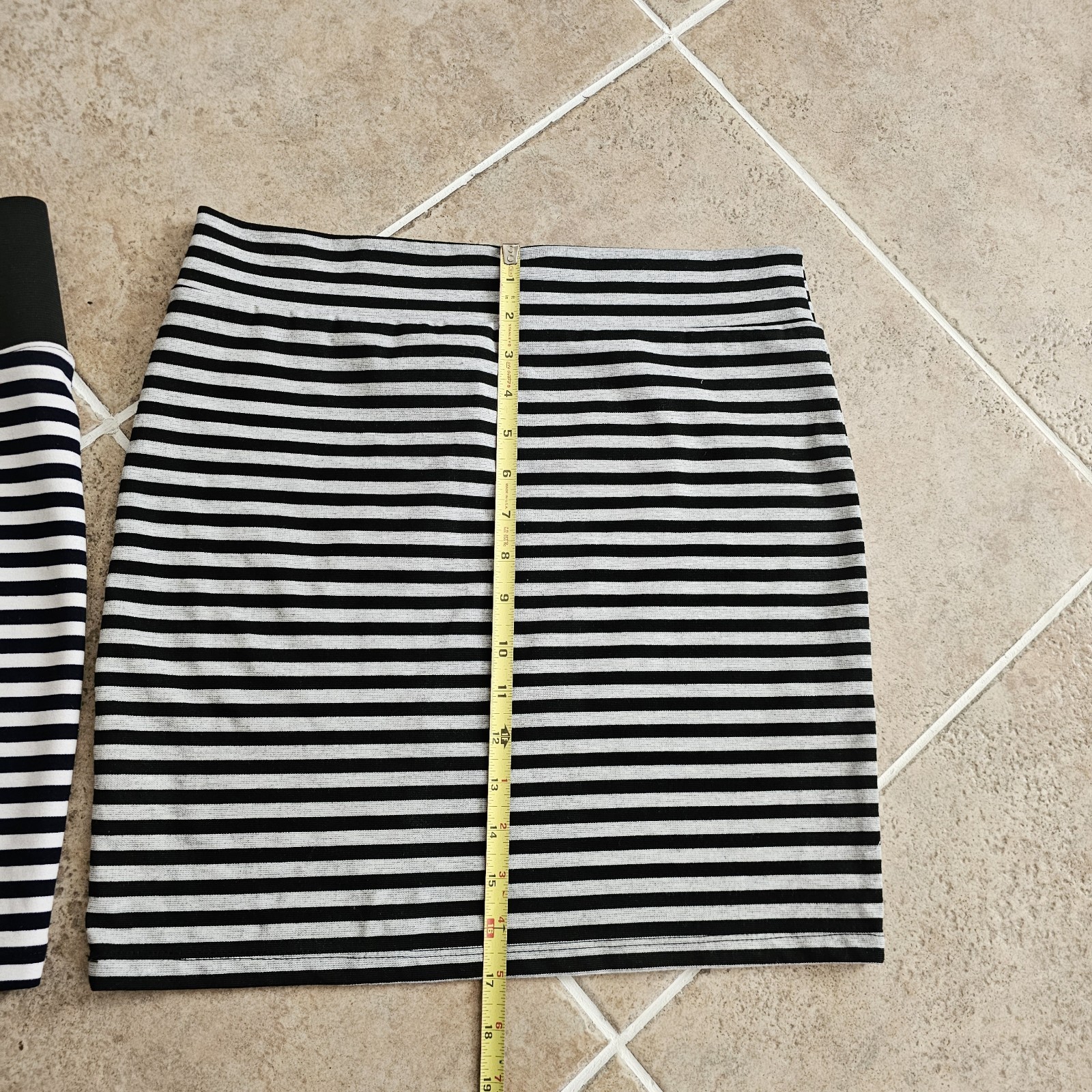 2 stretching miniskirt size L