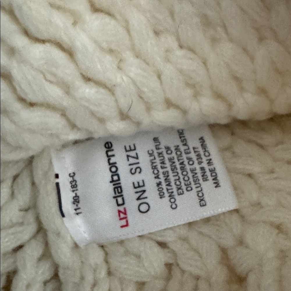 Liz Claiborne Knit Beanie Hat