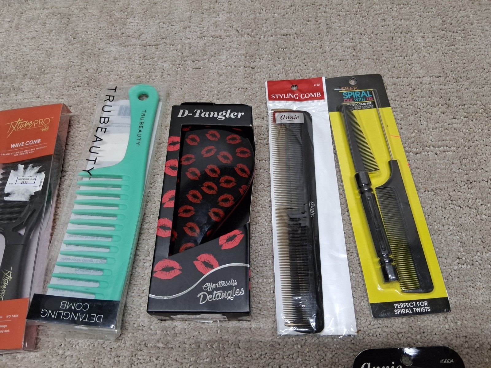 Hair Accessories Women Lot Of 15 Brushes Scissors Hair Caps Textured Hair New