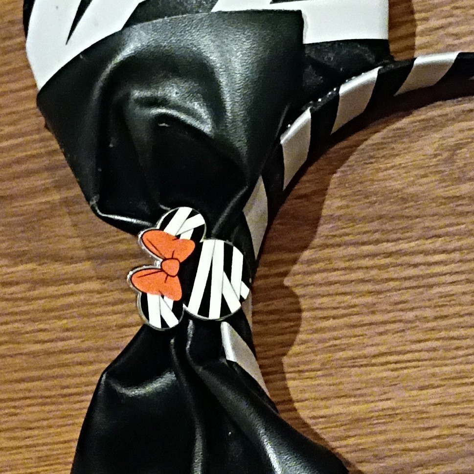 Minnie Mouse Zebra Animal Print Bow Headband Lightweight Fabric Black White
