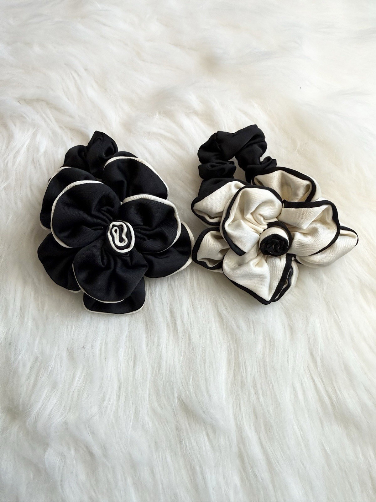 camellia flower hair tie Elastic Band Lot 2 Black White new handmade gift