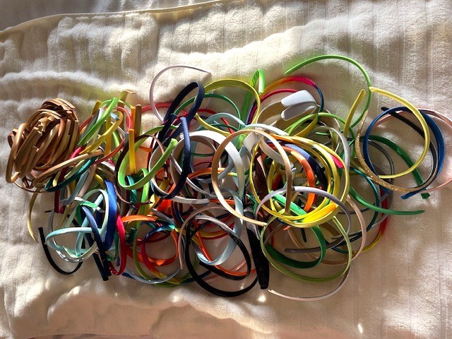 Mixed lot of various size headbands- New