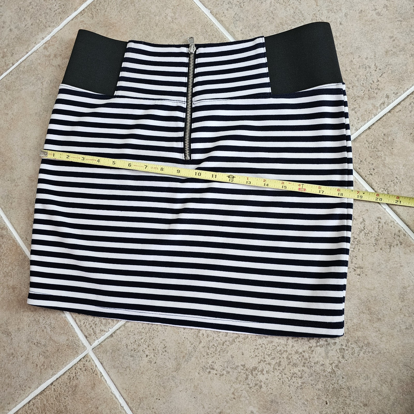 2 stretching miniskirt size L
