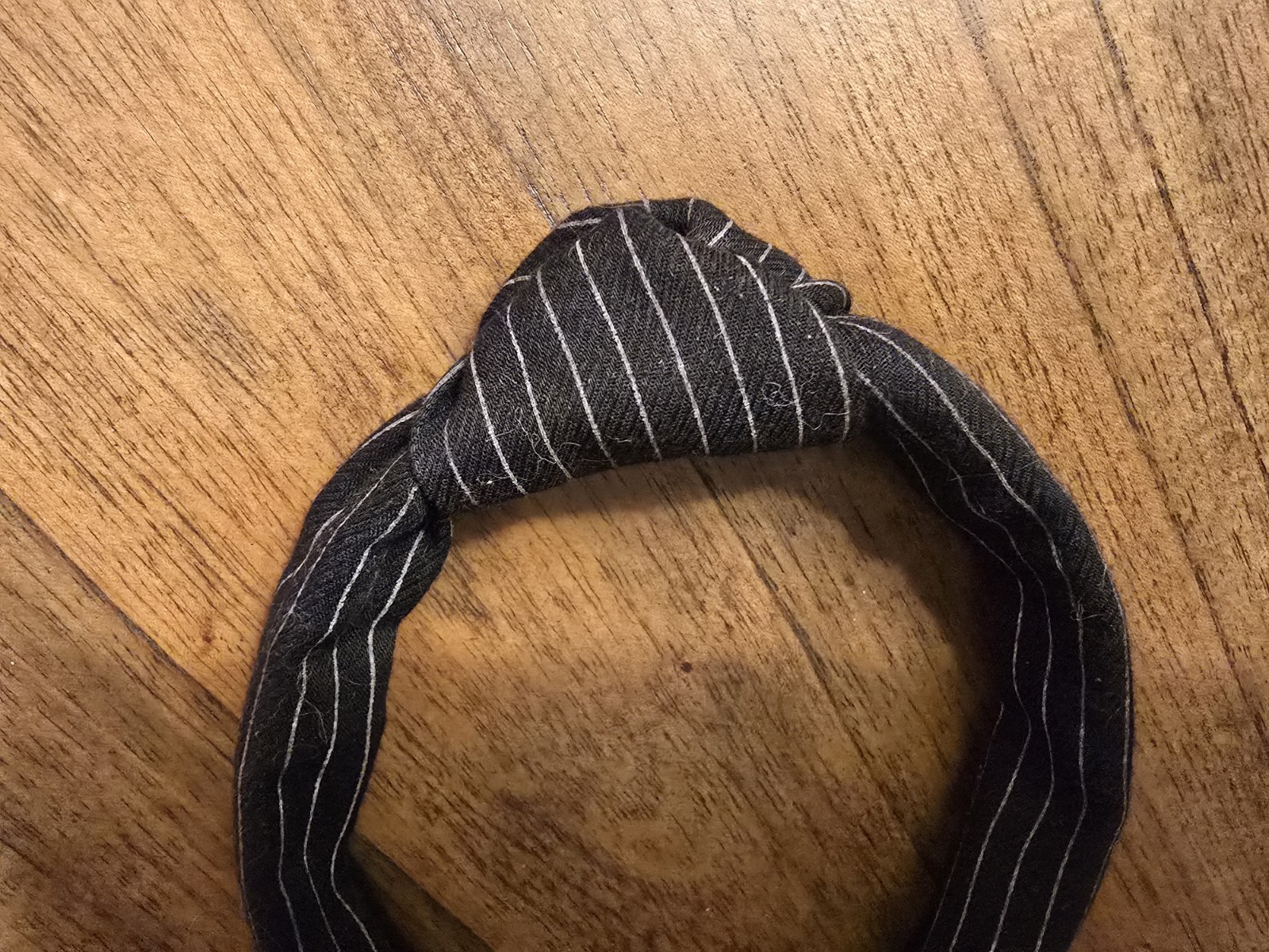 Women’s Headband Lot Pink Studded Knotted Headband Black Pinstripe Headband Y2K